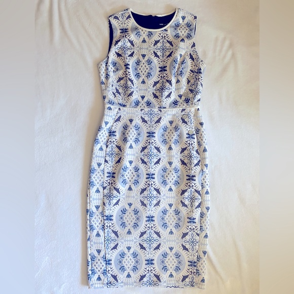 Kate and Lily Dresses & Skirts - NWT Kate and Lily dress, size 6